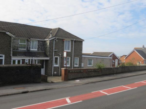 Four seasons Guest House Burry Port